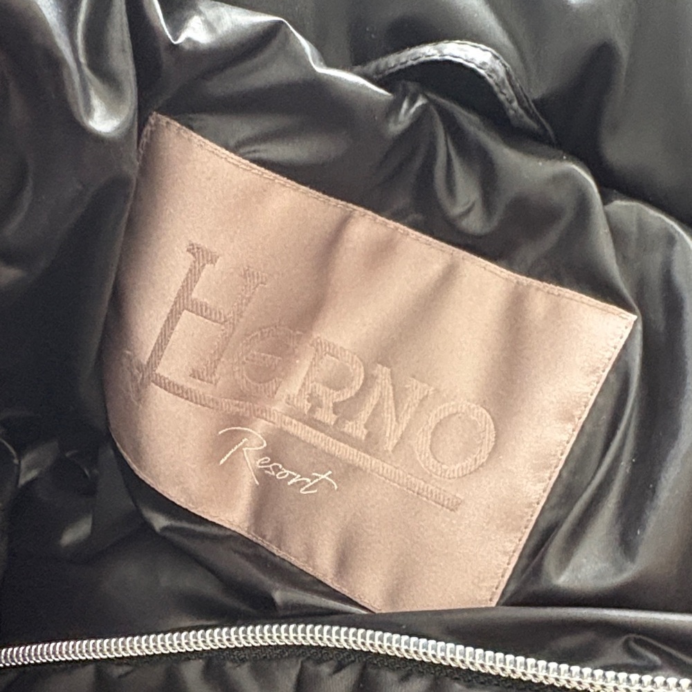 Herno Black Puffer Jacket - Picture 7 of 16